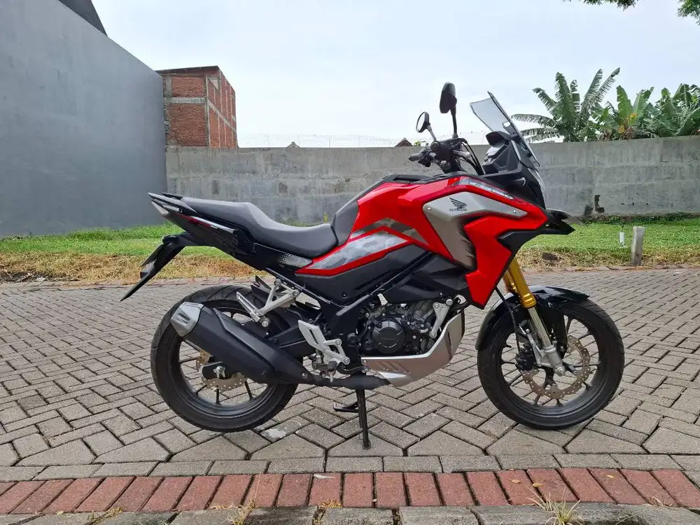 Dijual cepat CB150X merah