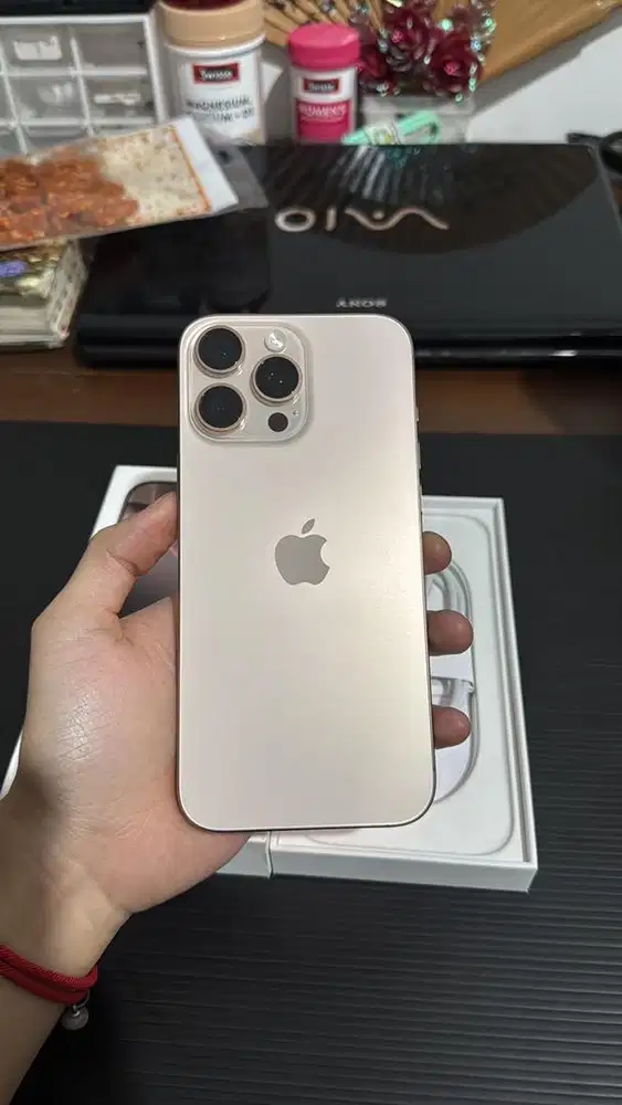Iphone 16 pro max 256 gb dessert titanium resmi like new bt/tt