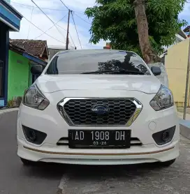 Datsun T option (seri tertinggi)