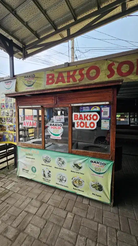 Dijual Getobak bakso bekas dan meja kursi