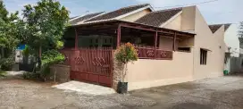 Disewakan rumah hook luas dan asri, 5 menit dari alun2 kota pati
