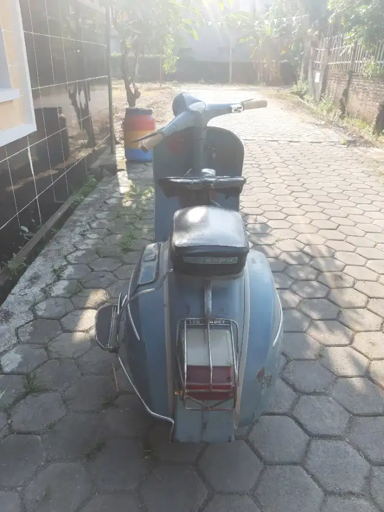 VESPA SUPER  BULAT 1974 PATINA / ORIGINAL