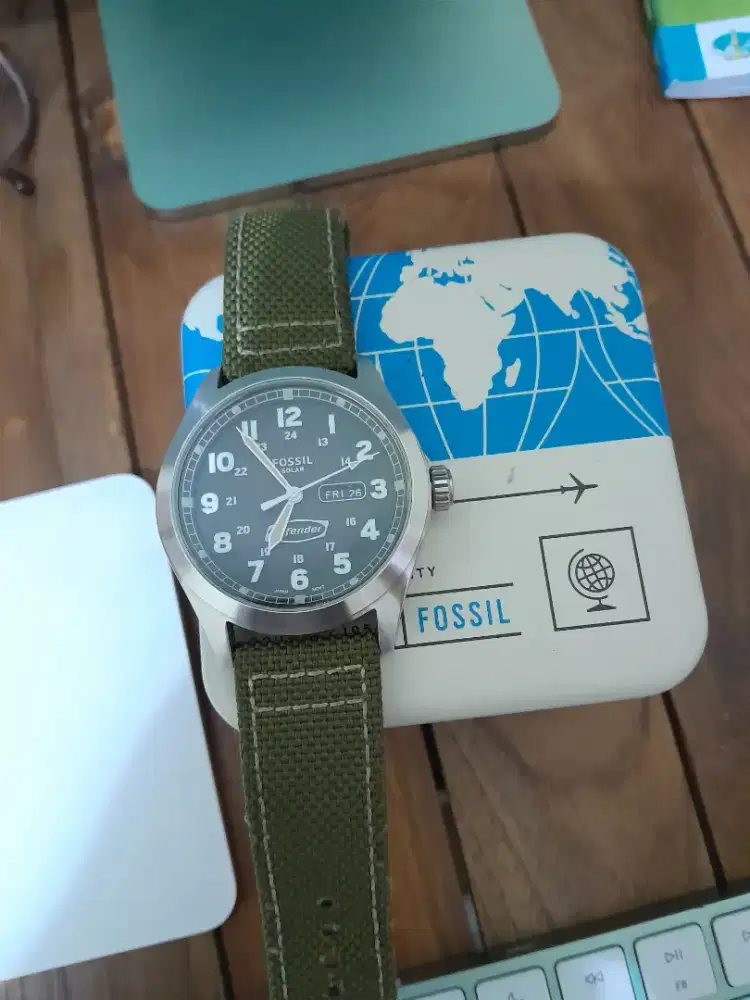Fossil Defender 46 mm solar