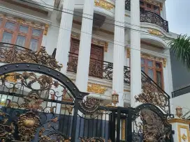 Rumah Sultan Design Classic Lokasi Strategis Daerah Tebet Manggarai