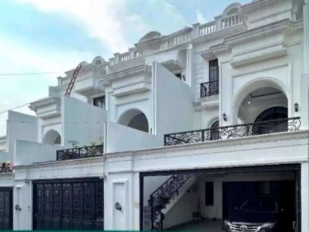 Dijual Rumah Mewah di Jagakarsa-JakSel 168m2 dengan pool