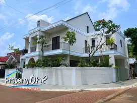 Jual Rumah Hook Di Kencana Loka BSD Serpong