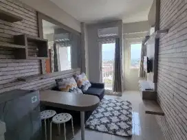 Puncak Dharmahusada 2BR Furnish lantai 1 (super langka)