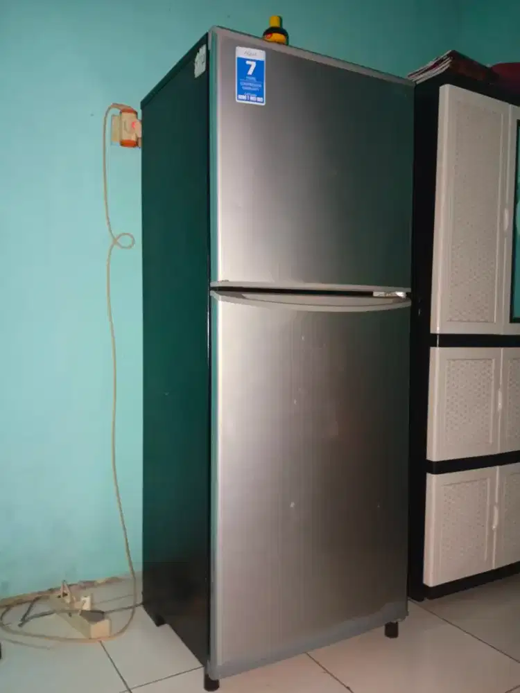 KULKAS 2 PINTU MURAH