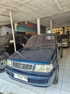 Kijang LSX 2.4 Solar MT Tahun 2000