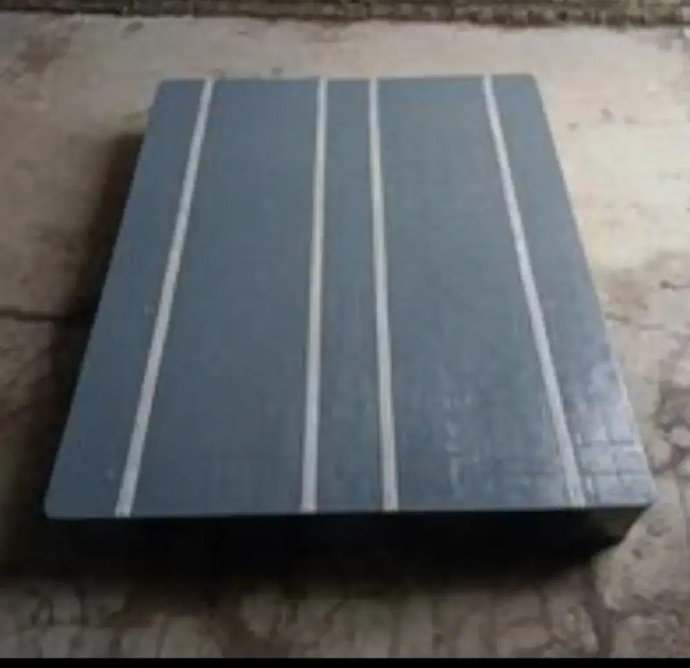Palet plastik ukuran 120x110x15 flet abu2