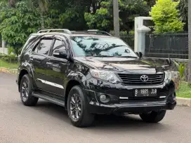 Toyota Fortuner 2.7 G Lux TRD A/T Matic 2014 Hitam
