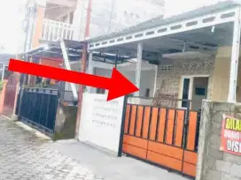 Kost 2 Lantai Full Penghuni Dekat JEC,AMPLAZ, Kampus UPN Babarsari,UAD