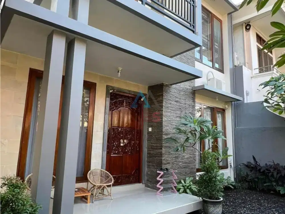 FOR RENT RUMAH SEMI VILLA