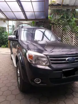 Ford Everest 2013 Matic, gagah, cakep