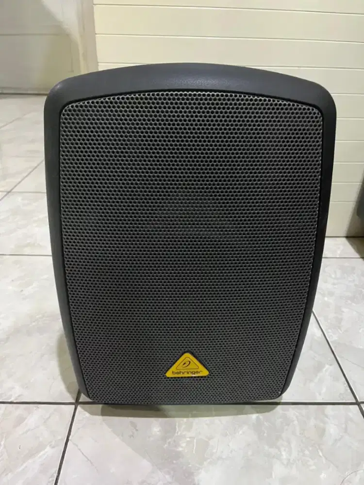 Speaker Portable Behringer