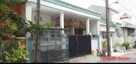 Rumah lokasi strategis mepet surabaya