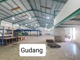 Dijual/ disewakan Gudang di Pergudangan Parangloe
