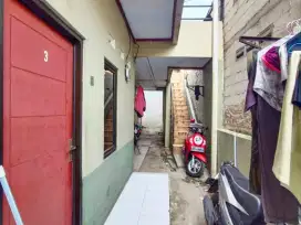 rumah kos 2 lantai  di dekat universitas pamulang