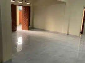 Dijual Cepat BU Rumah Siap Pakai Kelapa Dua, Tangerang