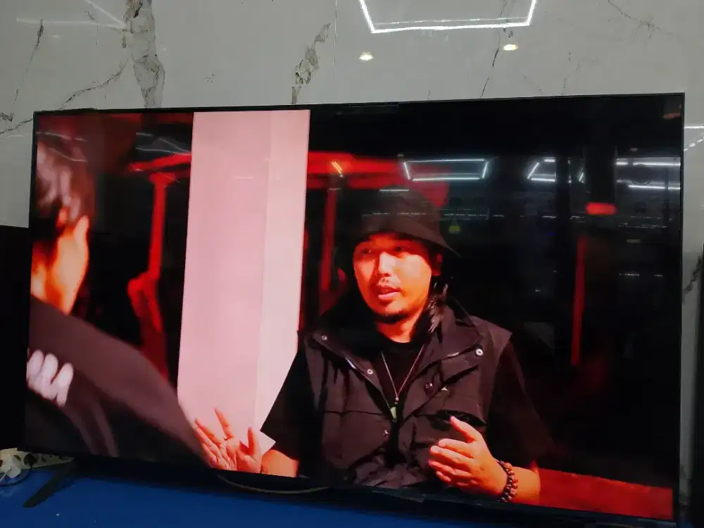 Smart tv LG UR 75 inch