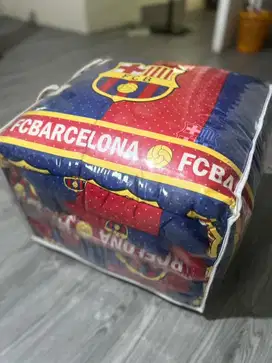 1 set (bedcover + seprei + batal + guling)