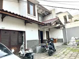 Dijual rumah kos-kosan di Pejaten Barat