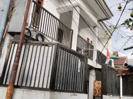 Dijual Rumah Kost 16 Kamar Dekat Istana Plaza Bandung