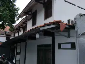 Rumah & Kos-Kosan 25 Pintu di Cilandak Jaksel