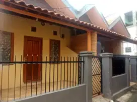 Rumah siap huni luas 137m Utan Kayu Selatan Jakarta Timur