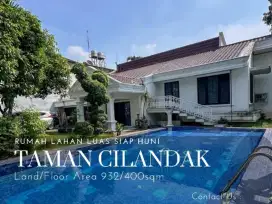 Rumah Modern Asri Di Taman Cilandak
