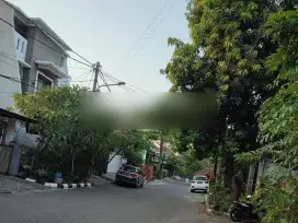 Kelapa gading 8x18, 3lantai, jalan lebar, siap huni, shm, negosiasi