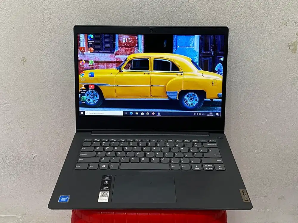 Laptop Lenovo ideapad Slim 3 Processor Celeron N4020