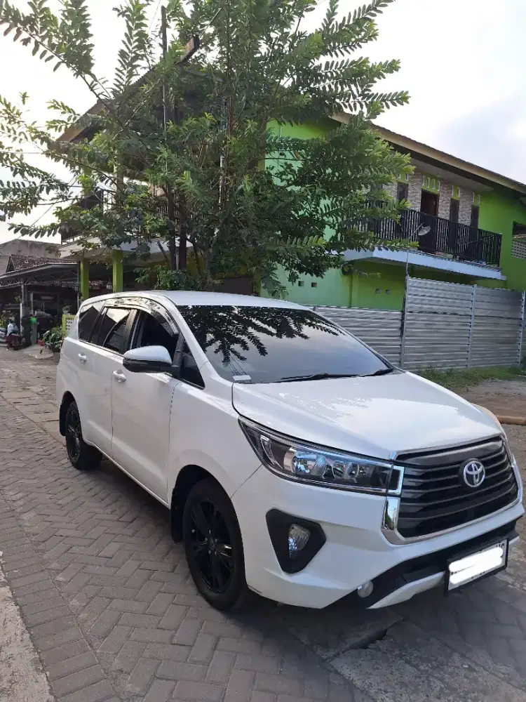 Toyota innova reborn G matic solar 2017