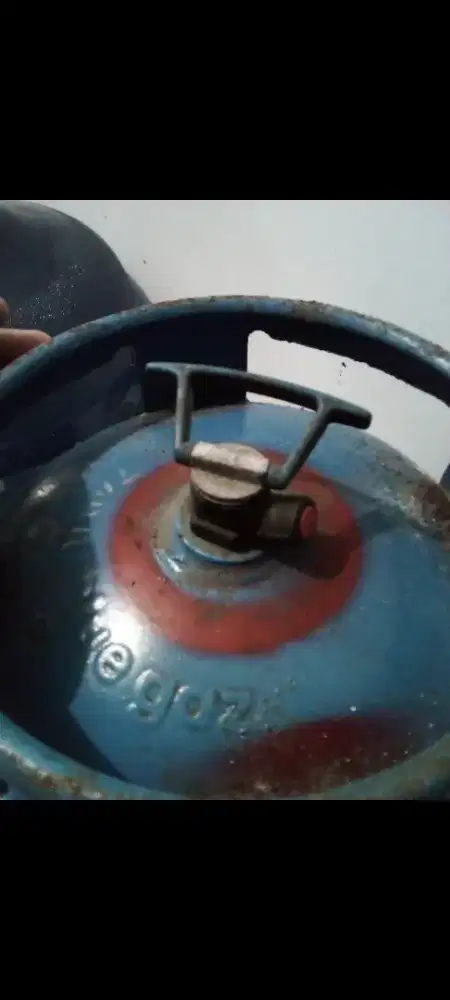Tabung blue gas udah ada isi