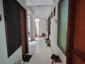 Langka Kost Aktif 3 lantai Rungkut Mejoyo dekat Ubaya 16 Kamar Strateg