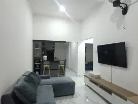 SEWAKAN RUMAH BARU RENOVASI FULL FURNIS LOKASI LIPPO CIKARANG