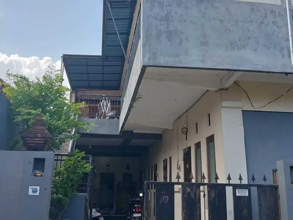 Di jual Rumah kost- Kost an 2 lantai di Batu bulan Gianyar