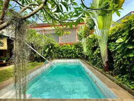 Disewakan Rumah cantik private & tenang dekat MRT Lebak Bulus