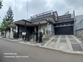DIJUAL RUMAH 2 LANTAI MEWAH BAGUS NYAMAN VENESIA SENTUL CITY SSR799