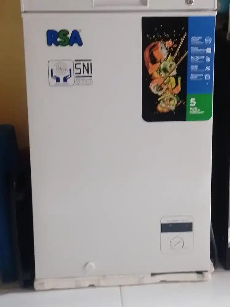 Jual freezer bekas kondisi mulus