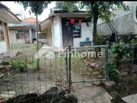 Rumah di jual lokasi Srengseng Jakarta selatan