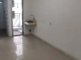 dijual 2BR bassura city ,kosongan lantai rendah jarang ada