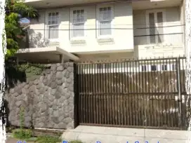 dijual murah rumah siap huni sdps Simpang Darmo Permai Selatan BU