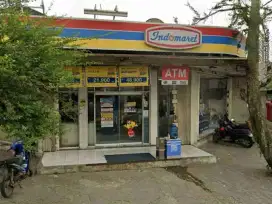 Bangunan dan Tanah di Jalan Utama Cipamokolan Cocok Usaha
