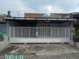 Rumah minimalis siap huni dekat kuliner di sawojajar Malang