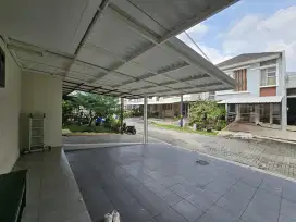 Dijual Rumah 2 Lantai Full Renov Furnished di Serenade Lake. Wnd Efgs