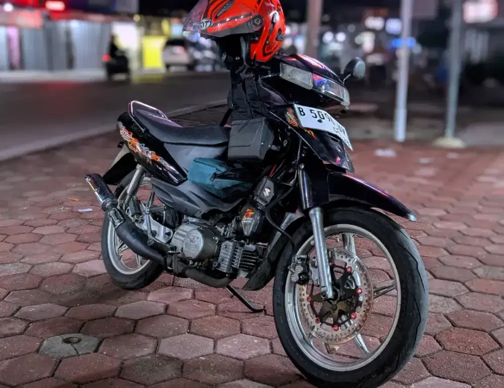 Motor Suzuki Tornado GS110 Tahun 2000 Ss Lengkap Tampilan Ganteng