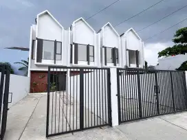 Rumah 2 lantai murah tanah luas di Jatiasih Bekasi
