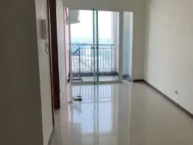 1BR Unfurnish condominium