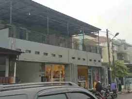 Rumah mewah bonus 3 Toko Komersial areas di Galaxy raya - Bekasi selatan
